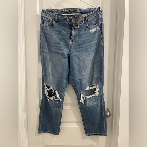 American Eagle Outfitters Denim - American Eagle Outfitters Ripped Blue Mom Jean